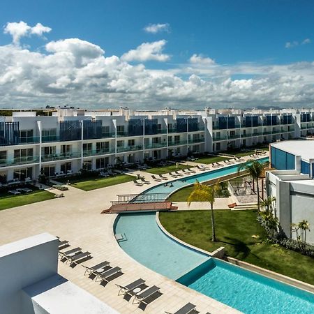 Cana Rock Condos Infinity Pool & Beach Suites Punta Cana Exterior photo