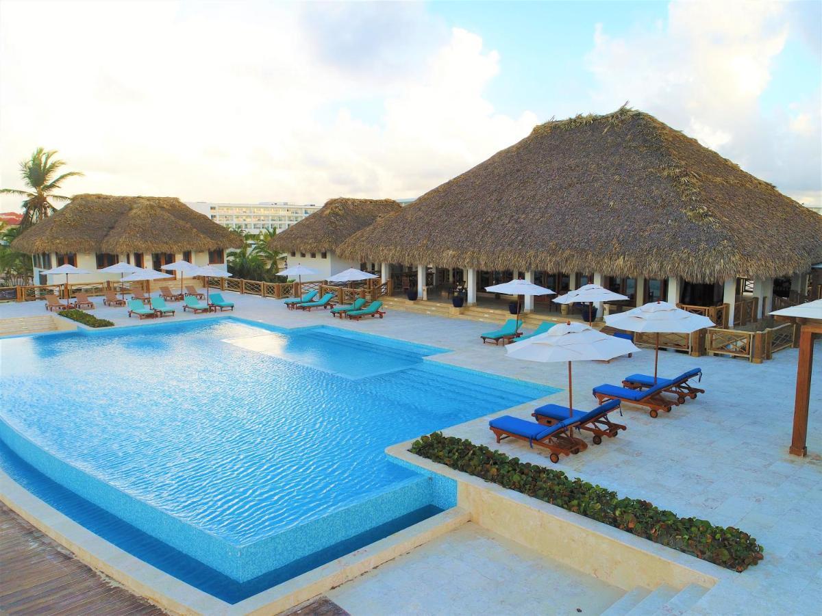 Cana Rock Condos Infinity Pool & Beach Suites Punta Cana Exterior photo
